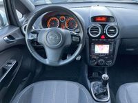 Gebraucht Opel Corsa Color Edition 101 PS (74 kW) 2014 Schwarz Limousine