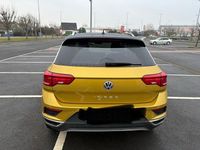 Gebraucht VW T-Roc 150 PS (110 kW) 2019 Gelb SUV