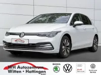 Gebraucht VW Golf VIII Move 150 PS (110 kW) 2023 Weiß Limousine