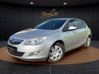 Gebraucht Opel Astra Design Edition 116 PS (85 kW) 2011 Silber Limousine