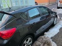 Gebraucht Opel Astra 140 PS (102 kW) 2010 Schwarz Kleinwagen