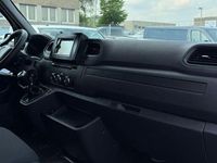 Gebraucht Renault Master 150 PS (110 kW) 2021 Weiß Van / Kleinbus