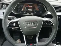 Gebraucht Audi Q8 e-tron S-Line 250 kW (340 PS) 2024 Mythosschwarz metallic SUV