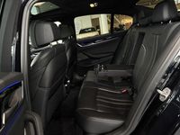Gebraucht BMW M550 530 PS (389 kW) 2022 Carbon schwarz Limousine