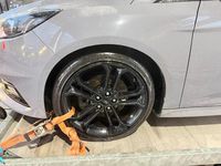 Usata Ford Focus ST 185 CV (136 kW) 2017 Grigio Station wagon