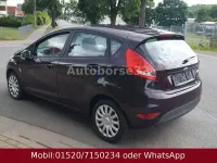Gebraucht Ford Fiesta Trend 82 PS (60 kW) 2011 Rot Limousine
