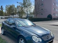Gebraucht Mercedes C180 143 PS (105 kW) 2005 Grau Coupé