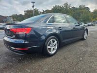 Używany Audi A4 Basis 150 KM (110 kW) 2018 Niebieski Sedan/Limuzyna