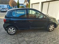 Gebraucht Toyota Yaris 87 PS (63 kW) 2004 Schwarz Limousine