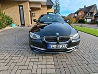 Gebraucht BMW 330 Cabriolet Exclusive 245 PS (180 kW) 2012 Schwarz Cabrio
