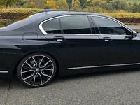 Gebraucht BMW 730 M Sport 265 PS (194 kW) 2015 Schwarz Limousine