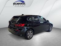 Gebraucht BMW 118 Advantage 136 PS (100 kW) 2023 Schwarz Kleinwagen