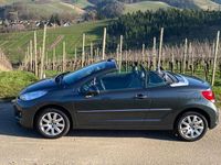 Gebraucht Peugeot 207 CC 120 PS (88 kW) 2013 Grau Cabrio