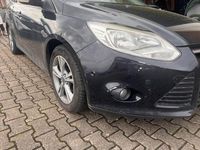 Gebraucht Ford Focus Champions Edition 116 PS (85 kW) 2013 Schwarz Limousine