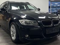 Gebraucht BMW 318 143 PS (105 kW) 2012 Schwarz Kombi