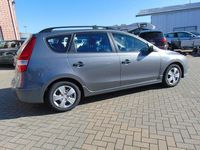 Gebraucht Hyundai i30 Edition+ 109 PS (80 kW) 2011 Grau Kombi