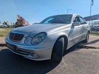 Gebraucht Mercedes E270 177 PS (130 kW) 2003 Silber Limousine