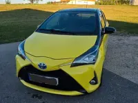 Gebraucht Toyota Yaris Style 101 PS (74 kW) 2017 Gelb Limousine