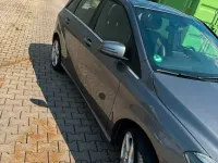 Gebraucht Mercedes B200 136 PS (100 kW) 2013 Grau Kleinwagen