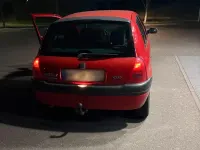 Gebraucht Renault Clio 75 PS (55 kW) 2000 Rot Kleinwagen