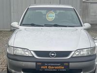 Gebraucht Opel Vectra 100 PS (73 kW) 1998 Silber Limousine