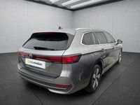 Gebraucht VW Passat 150 PS (110 kW) 2025 Grau Kombi
