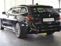 gebraucht BMW 320 d xDrive Luxury Line AHK/PANORAMA/HEADUP/ACC