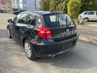 Gebraucht BMW 118 Advantage 143 PS (105 kW) 2011 Schwarz Kleinwagen