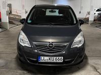 Gebraucht Opel Meriva Design Edition 120 PS (88 kW) 2013 Grau Van / Kleinbus