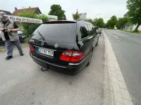 Gebraucht Mercedes E320 Elegance 224 PS (164 kW) 2006 Obsidianschwarz  metalliclack Kombi
