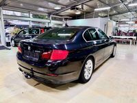 Gebraucht BMW 528 Sport Line 245 PS (180 kW) 2012 Schwarz Limousine