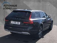 Gebraucht Volvo V90 CC Ultimate 197 PS (144 kW) 2024 Dunkel blau metallic Kombi