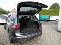 Gebraucht VW Tiguan Allspace Move 150 PS (110 kW) 2023 Grau SUV