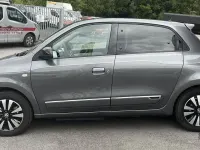 Gebraucht Renault Twingo Techno 60 kW (82 PS) 2023 Lunairegrau Kleinwagen