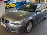 Gebraucht BMW 530 Sport Line 235 PS (172 kW) 2007 Grau Kombi