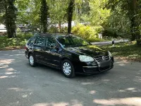 Gebraucht VW Golf VI 105 PS (77 kW) 2009 Schwarz Kleinwagen