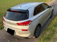 Gebraucht Hyundai i30 110 PS (80 kW) 2018 Silber Limousine