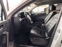 Gebraucht VW Tiguan Allspace Highline 239 PS (175 kW) 2017 Pure white SUV