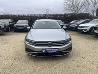 Gebraucht VW Passat 150 PS (110 kW) 2022 Pyrit silber Kombi