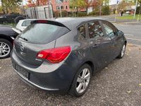 Gebraucht Opel Astra Style 120 PS (88 kW) 2015 Grau Limousine