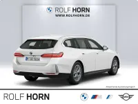 Gebraucht BMW 520 208 PS (152 kW) 2025 Alpinweiss 3 Kombi