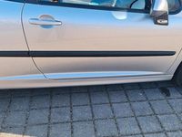 Gebraucht Peugeot 207 90 PS (66 kW) 2009 Grau Limousine