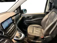 Gebraucht Mercedes V300 237 PS (174 kW) 2022 Cavansitblau metallic Van / Kleinbus