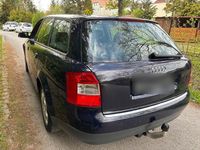 Używany Audi A4 131 KM (96 kW) 2003 Niebieski Kombi