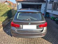Gebraucht BMW 318 Advantage 150 PS (110 kW) 2017 Grau Kombi