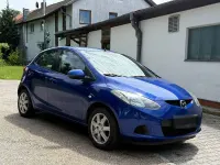 Gebraucht Mazda 2 Independence 86 PS (63 kW) 2009 Blau Kleinwagen