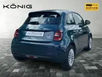 Gebraucht Fiat 500e 86 kW (118 PS) 2023 Ozean grünmetallic Kleinwagen