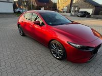 Gebraucht Mazda 3 85 PS (62 kW) 2019 Rot Kleinwagen
