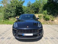 Second-hand Porsche Macan 252 CP (185 kW) 2018 Negru SUV
