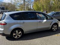 Gebraucht Ford S-MAX Titanium 140 PS (102 kW) 2010 Grau Van / Kleinbus